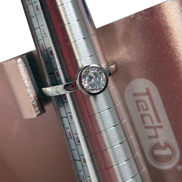 925 Silver Plate Pretty Ring Enclosed Crystal Zircon Promise Good Quality - Picture 3 of 11